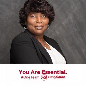 Meet your Posher, Gwendolyn